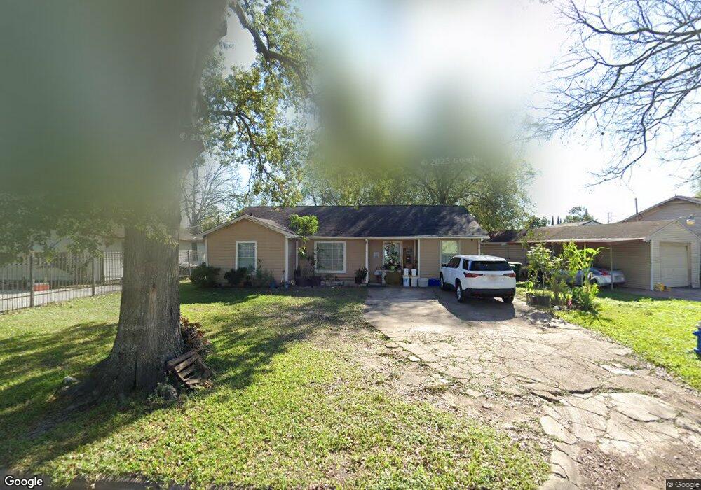 7326 Oak Hill Dr, Houston, TX 77087 - photo 1