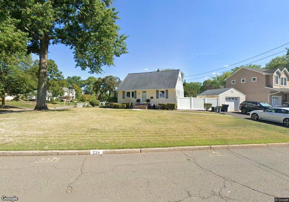224 Ehret St, Paramus, NJ 07652 - photo 1