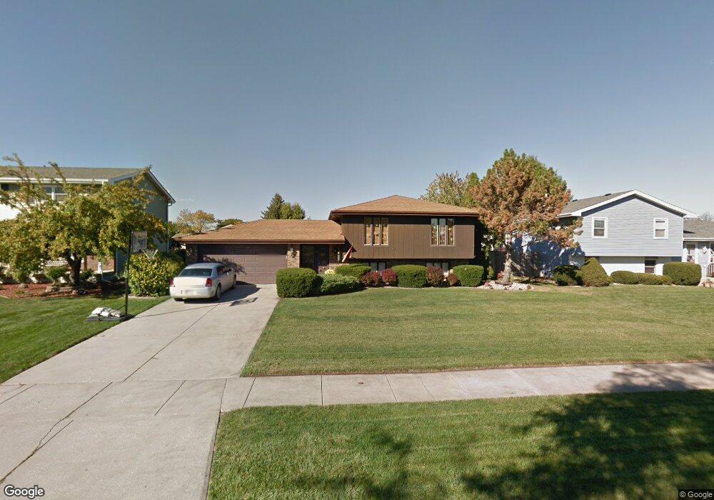 952 Lancaster Ln, Dyer, IN 46311 - photo 1