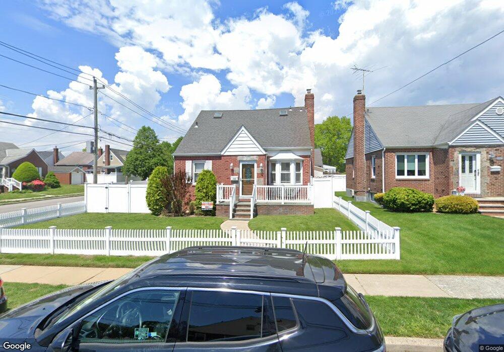 1042 Theodora St, Franklin Square, NY 11010 - photo 1