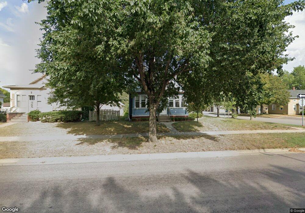 902 N Broadway St, New Ulm, MN 56073 - photo 1