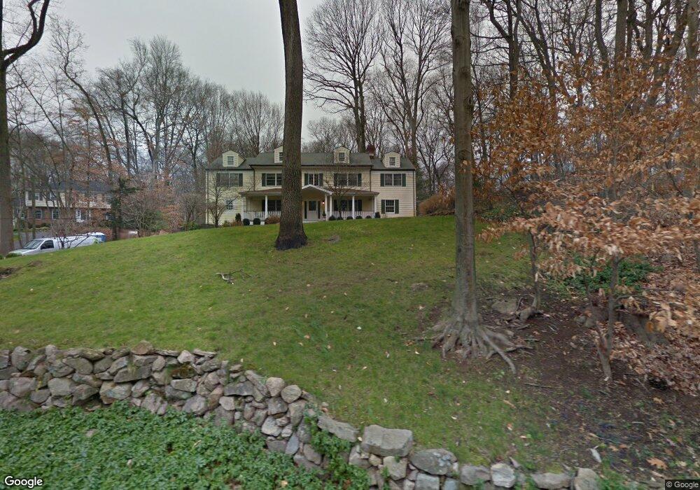 14 Ferncliff Rd, Cos Cob, CT 06807 - photo 1