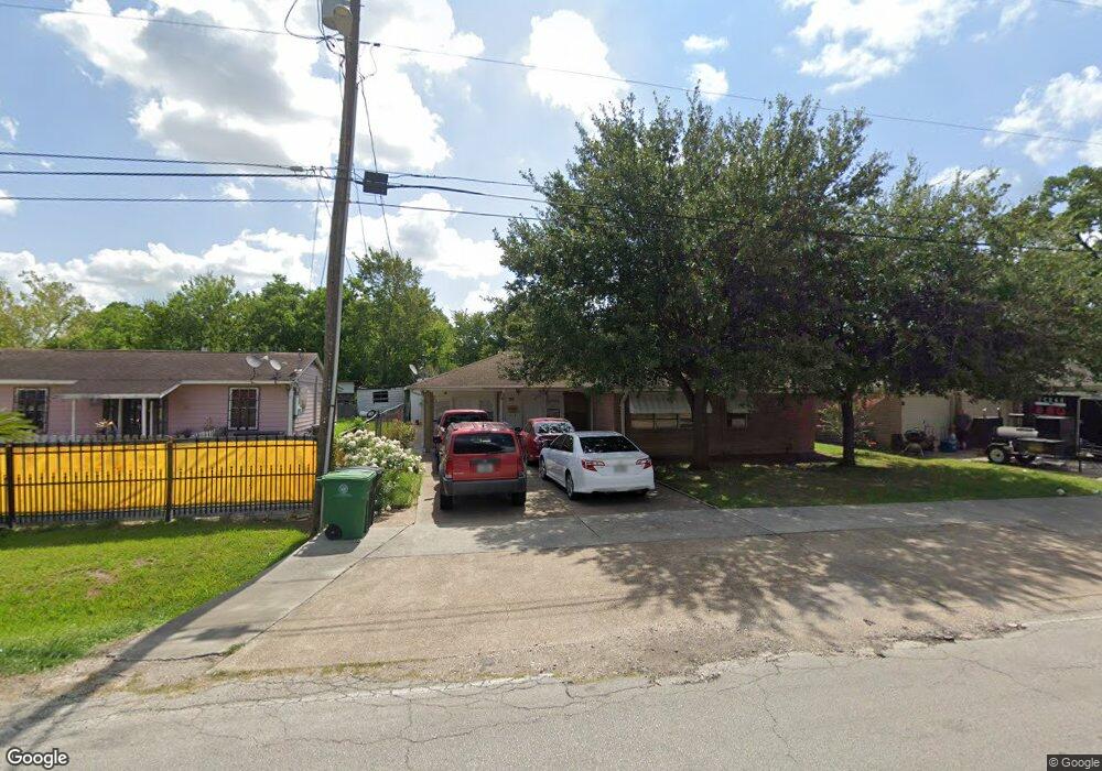 701 Evanston St, Houston, TX 77015 - photo 1