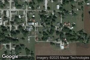 214 E Donham St, West Union, IL 62477