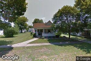 211 S Iowa St, Chrisman, IL 61924