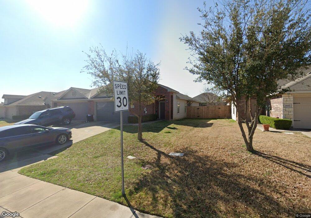 1043 Newcastle Dr, Weatherford, TX 76086 - photo 1