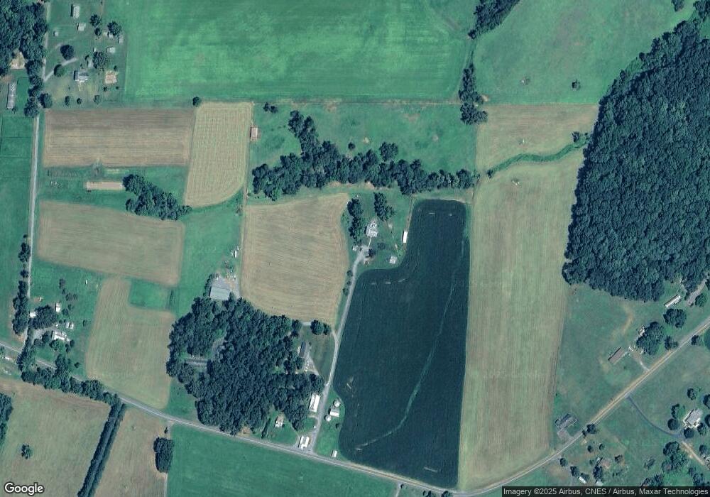 6333 Oak Park Rd, Locust Dale, VA 22948 - photo 1