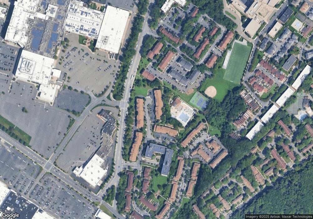 15 Kathy Place unit 2A, Staten Island, NY 10314 - photo 1