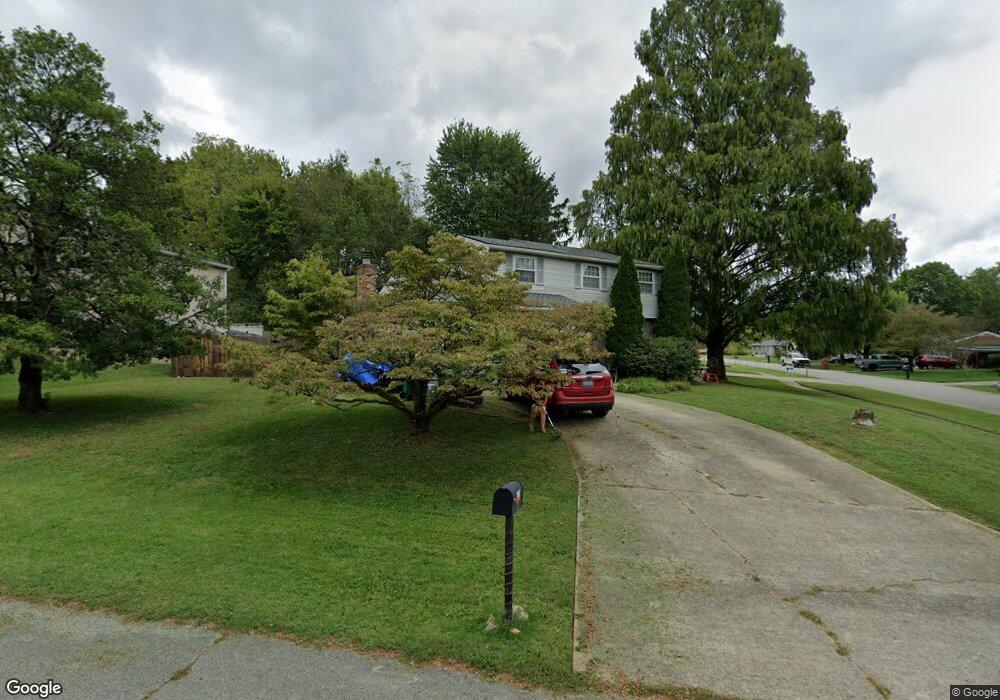 8217 Laurel Grove Ct, Louisville, KY 40228 - photo 1