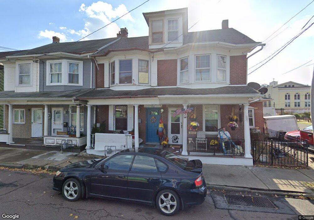 432 W Arch St, Shamokin, PA 17872 - photo 1