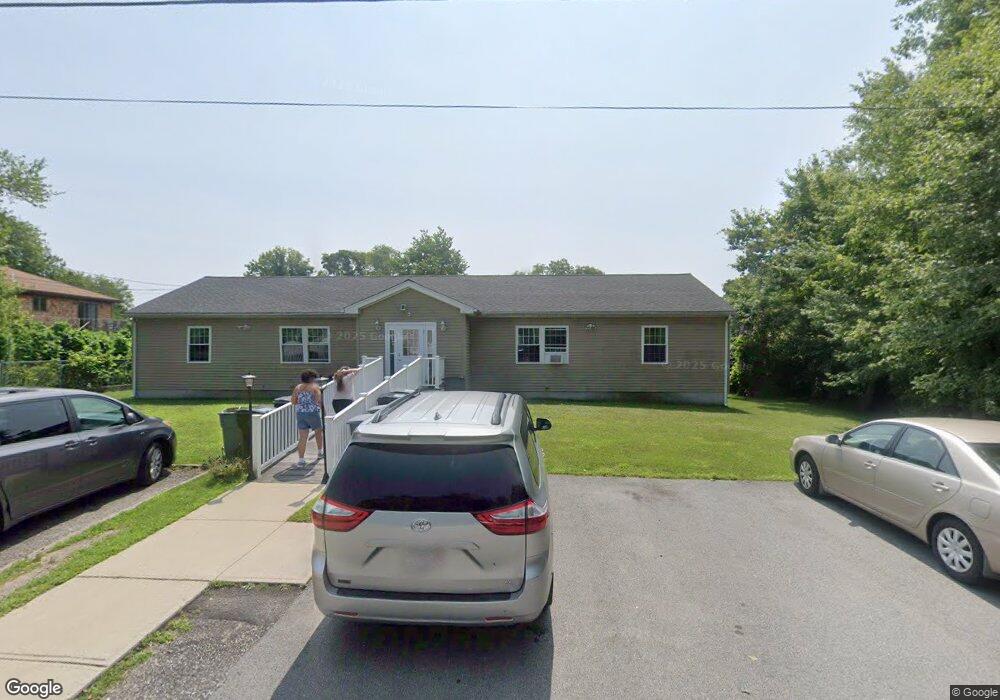 22 Mason St, South Dartmouth, MA 02748 - photo 1