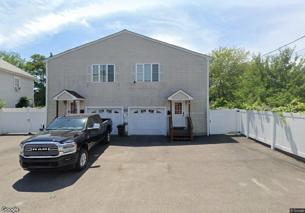 51 Darlingdale Ave unit 1, Pawtucket, RI 02861 - photo 1