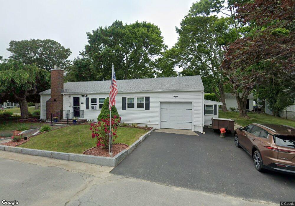 2 Mason Street Extension, Buzzards Bay, MA 02532 - photo 1