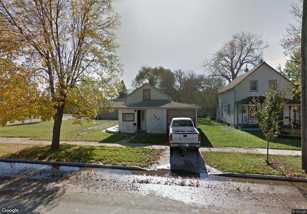 705 2nd St SW, Jamestown, ND 58401 - photo 1