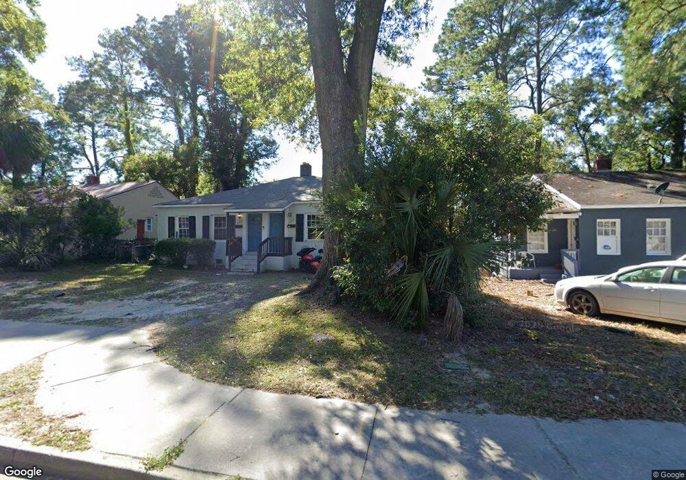 1129 E 53rd St, Savannah, GA 31404 - photo 1