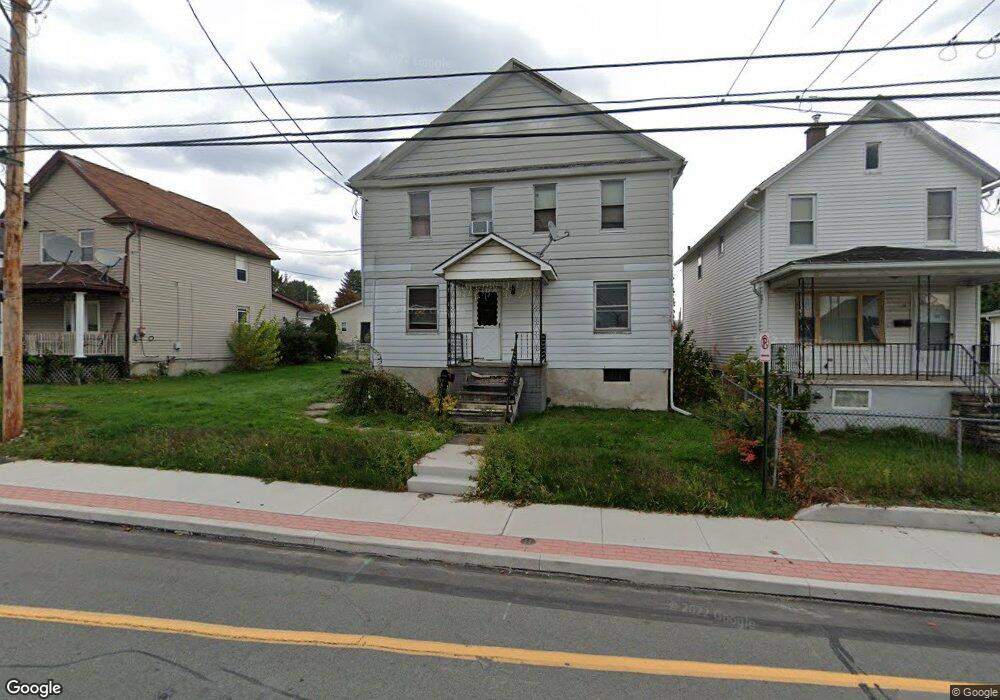 712 Dunmore St, Throop, PA 18512 - photo 1