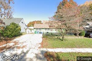 16 Plumtree Rd, Levittown, PA 19056