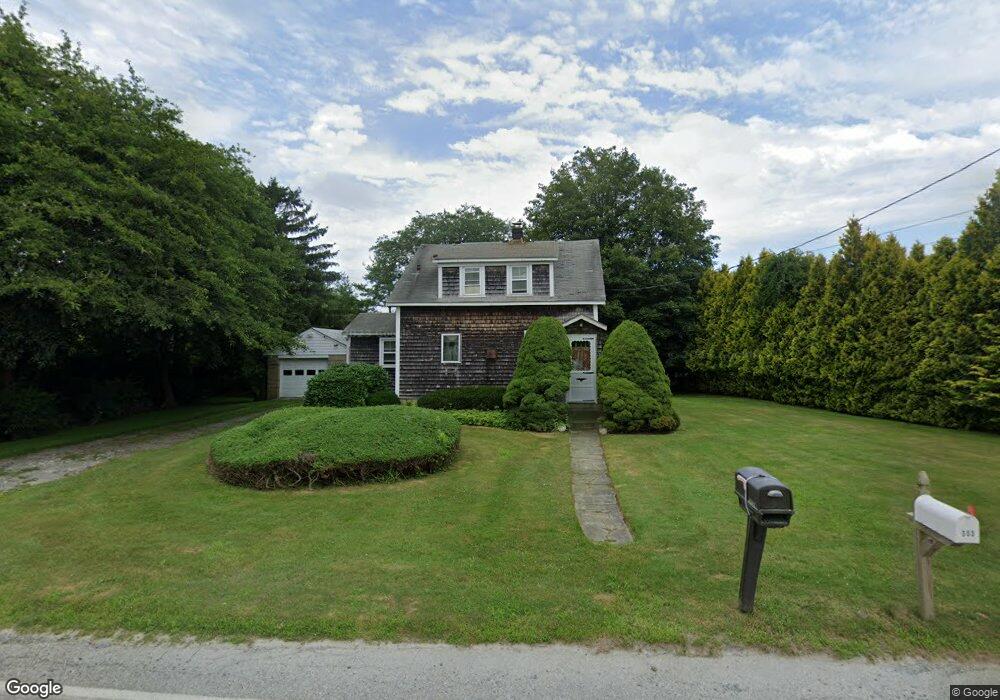 318 Mitchells Ln, Middletown, RI 02842 - photo 1