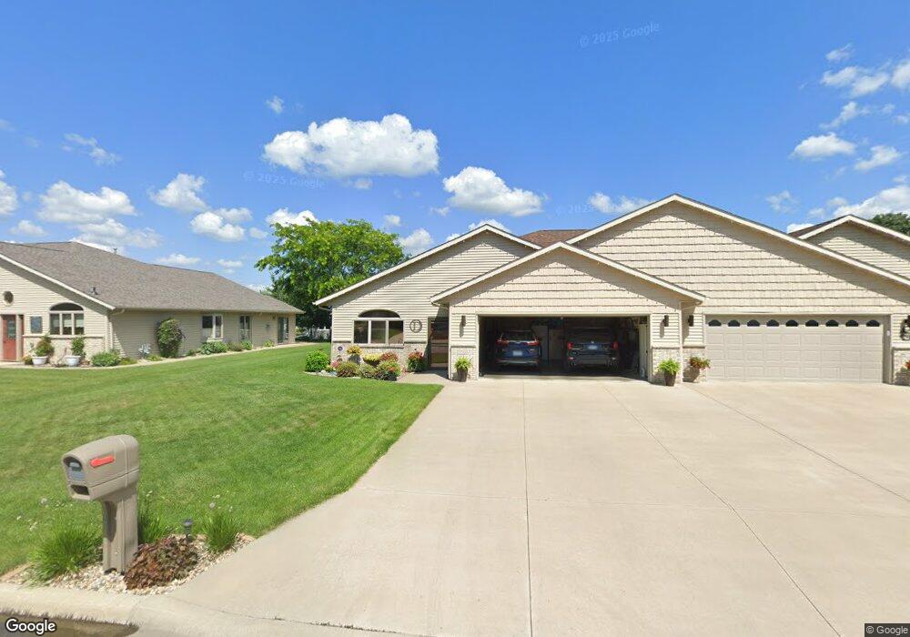 1710 Hale Dr, Albert Lea, MN 56007 - photo 1
