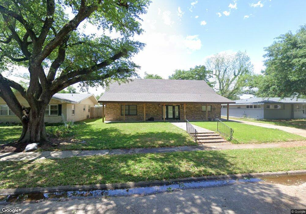 222 Windsor St, Lake Charles, LA 70605 - photo 1