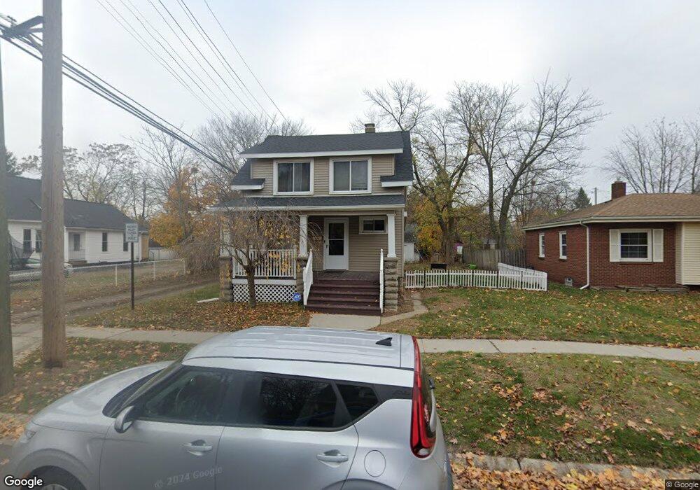 2024 09th St, Port Huron, MI 48060 - photo 1