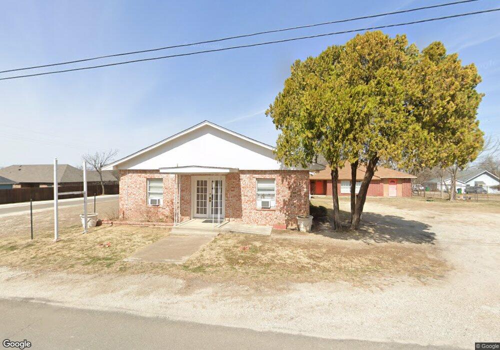 414 W Mill St, Decatur, TX 76234 - photo 1