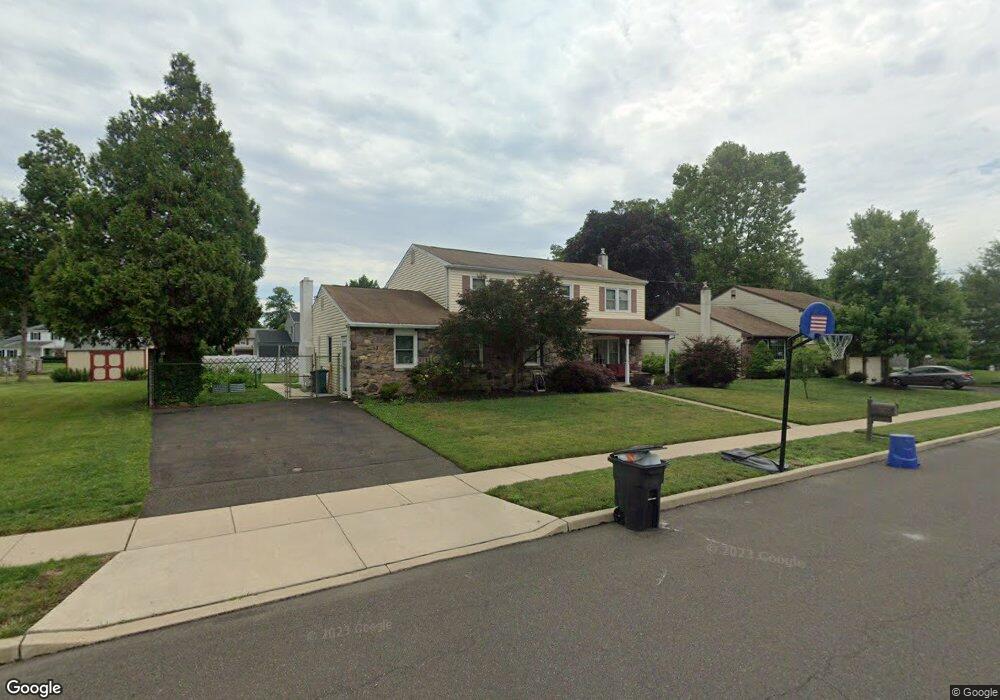 171 Walton Dr, Morrisville, PA 19067 - photo 1