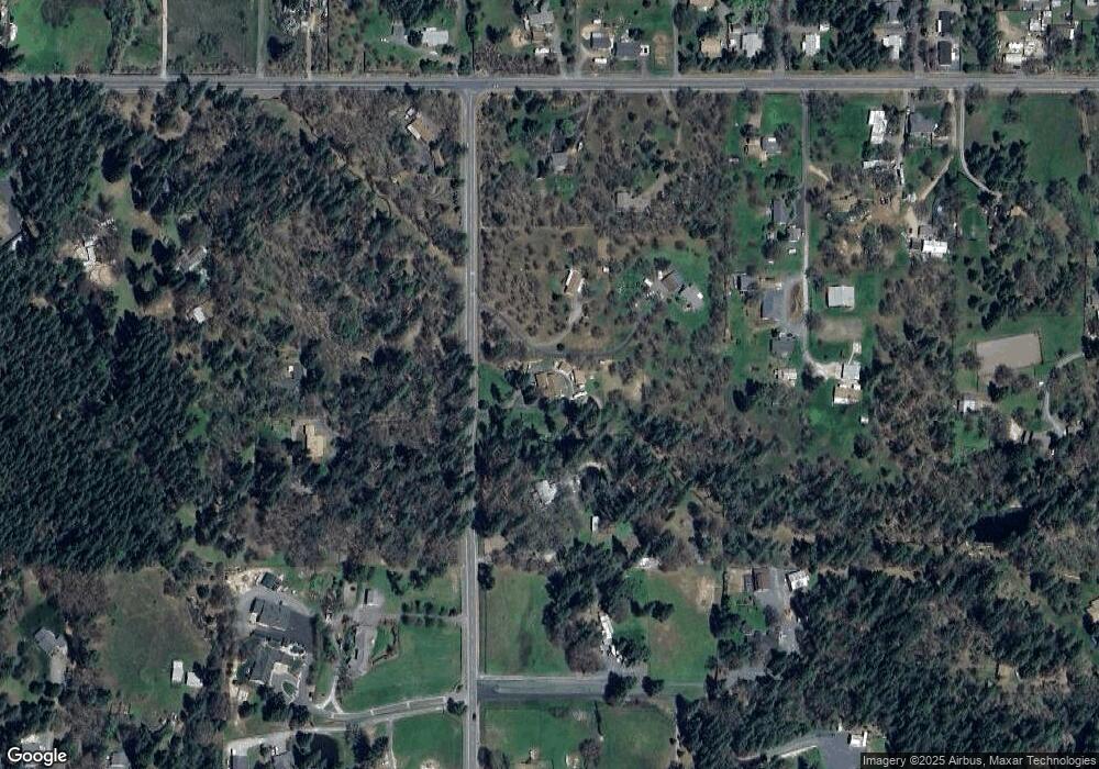 185 Plumtree Ln, Grants Pass, OR 97526 - photo 1