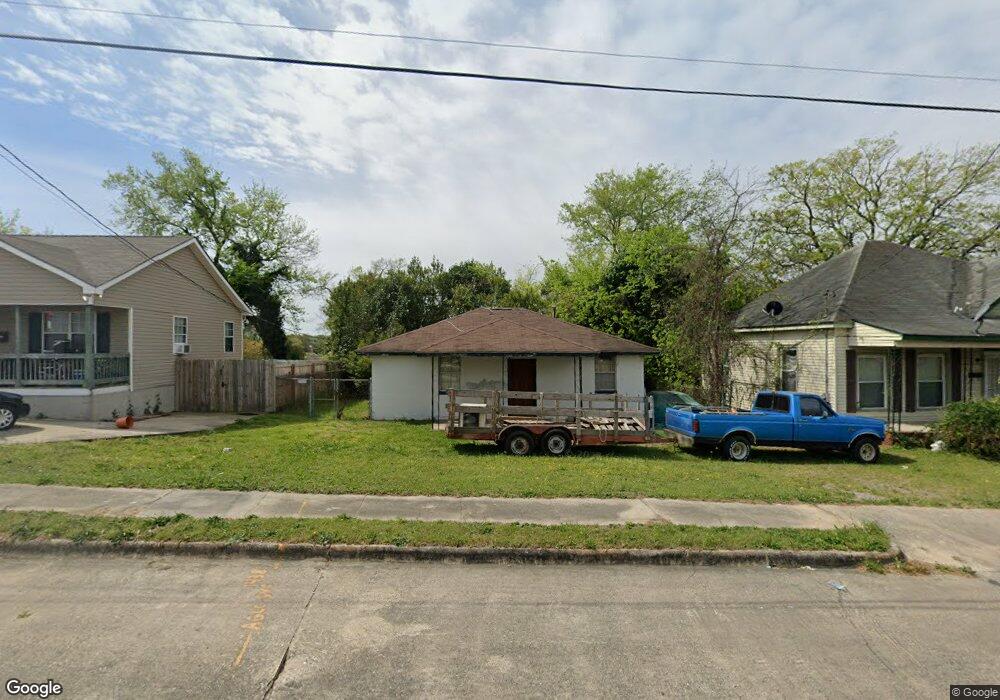 1438 Walnut St, Macon, GA 31201 - photo 1