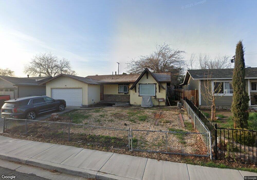 301 Galleron Way, Sparks, NV 89431 - photo 1