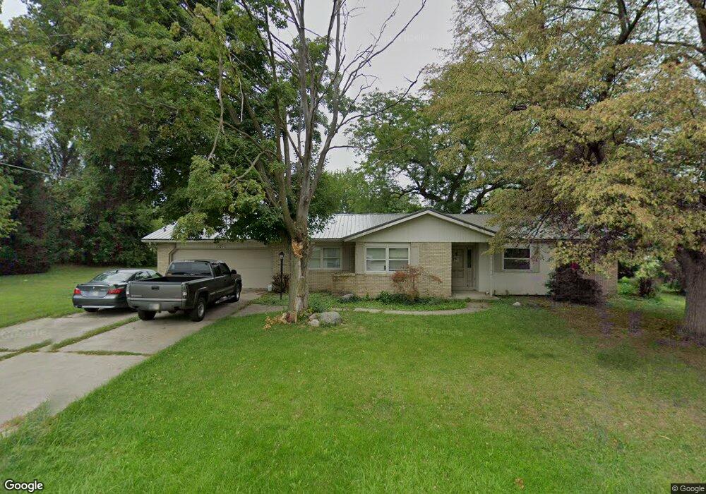 10201 Riverdale Dr, Leo, IN 46765 - photo 1