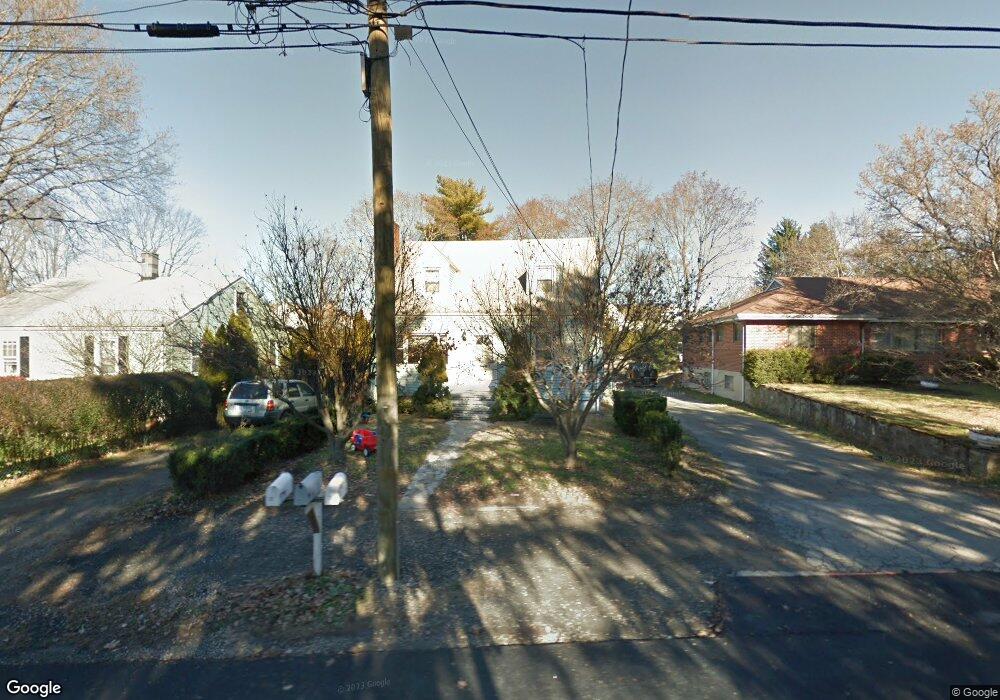 26 Wakemore St, Darien, CT 06820 - photo 1