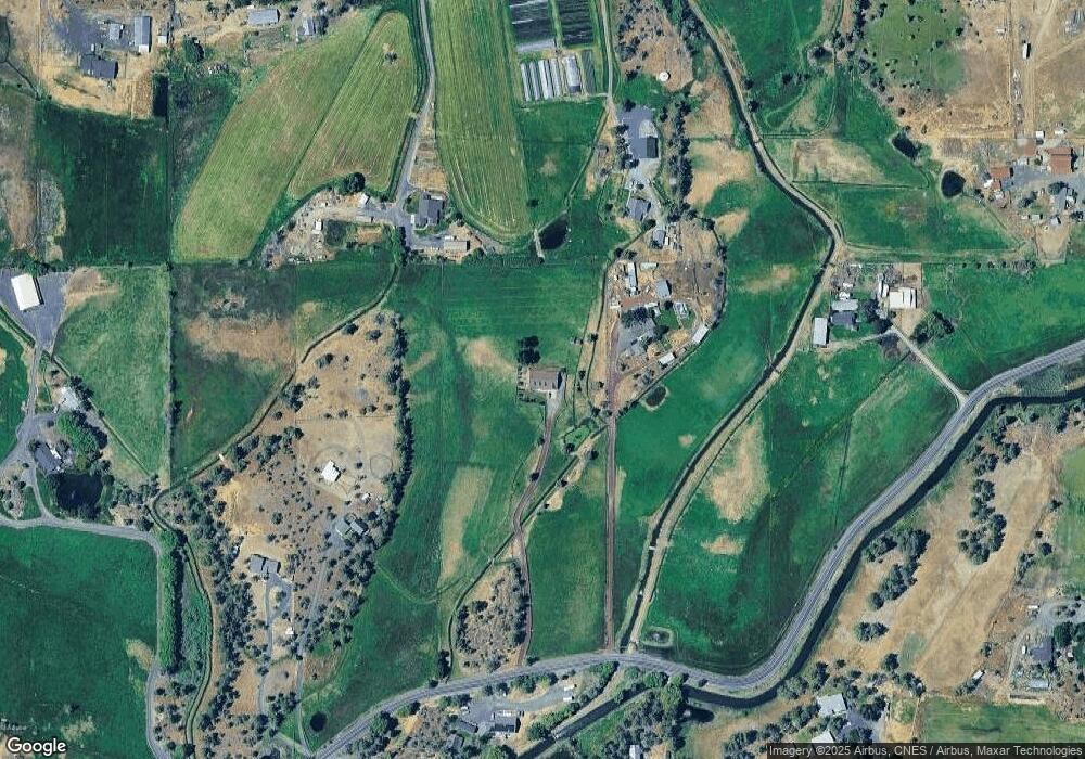 1159 NE King Way, Redmond, OR 97756 - photo 1