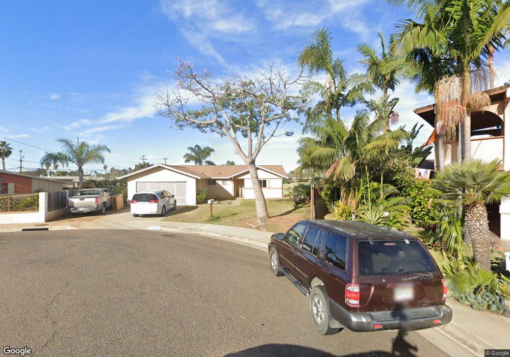 770 Avocado Ln, Carlsbad, CA 92008 - photo 1