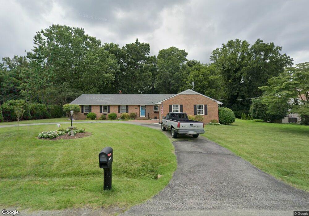 1300 Marl Bank Dr, Hopewell, VA 23860 - photo 1