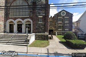 25 S 2nd St, Roseto, PA 18013