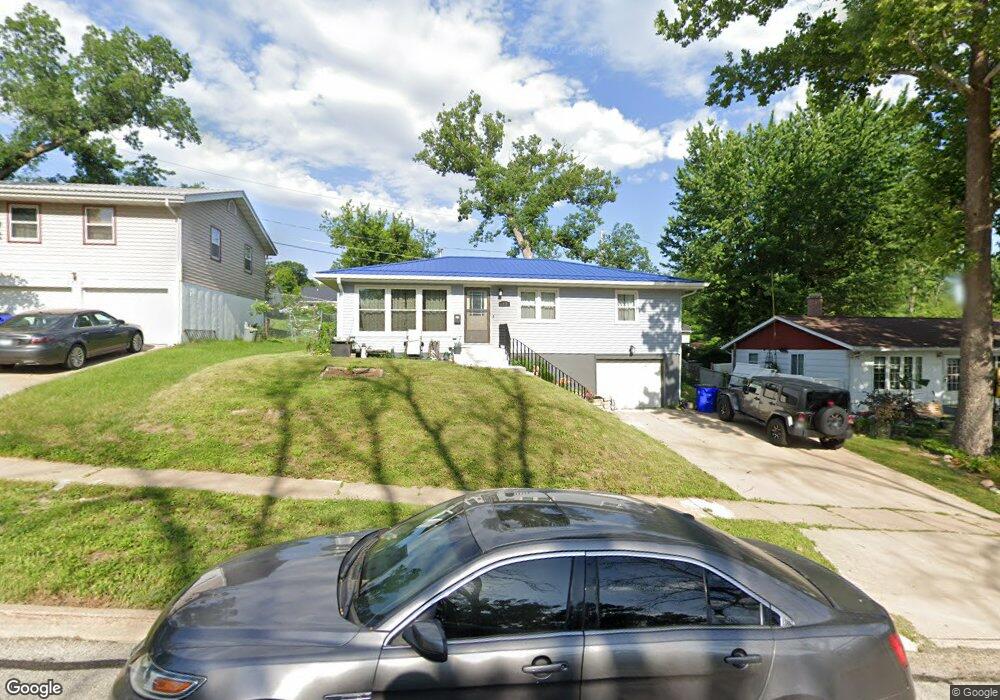 1315 36th St SE, Cedar Rapids, IA 52403 - photo 1