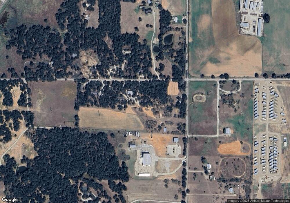 490 Kyle Ln, Millsap, TX 76066 - photo 1