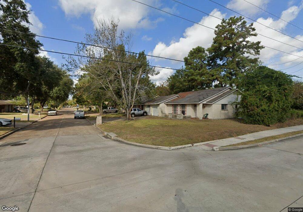 7806 Kellwood Dr, Houston, TX 77040 - photo 1
