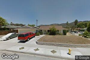 10 Almond Ave, Oak View, CA 93022
