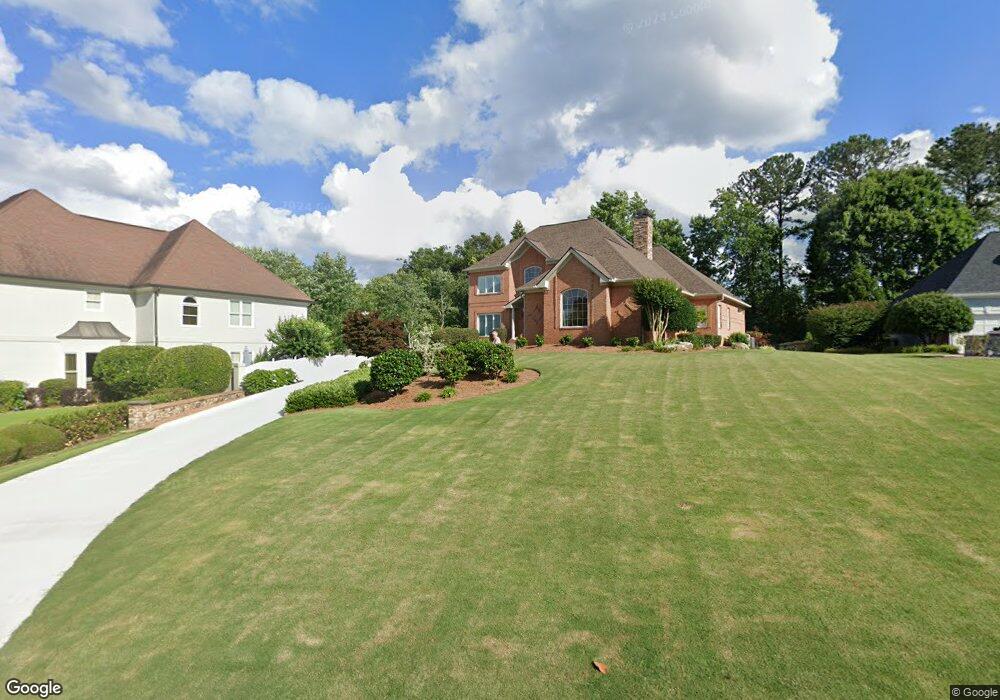 4566 Kettering Dr NE, Roswell, GA 30075 - photo 1