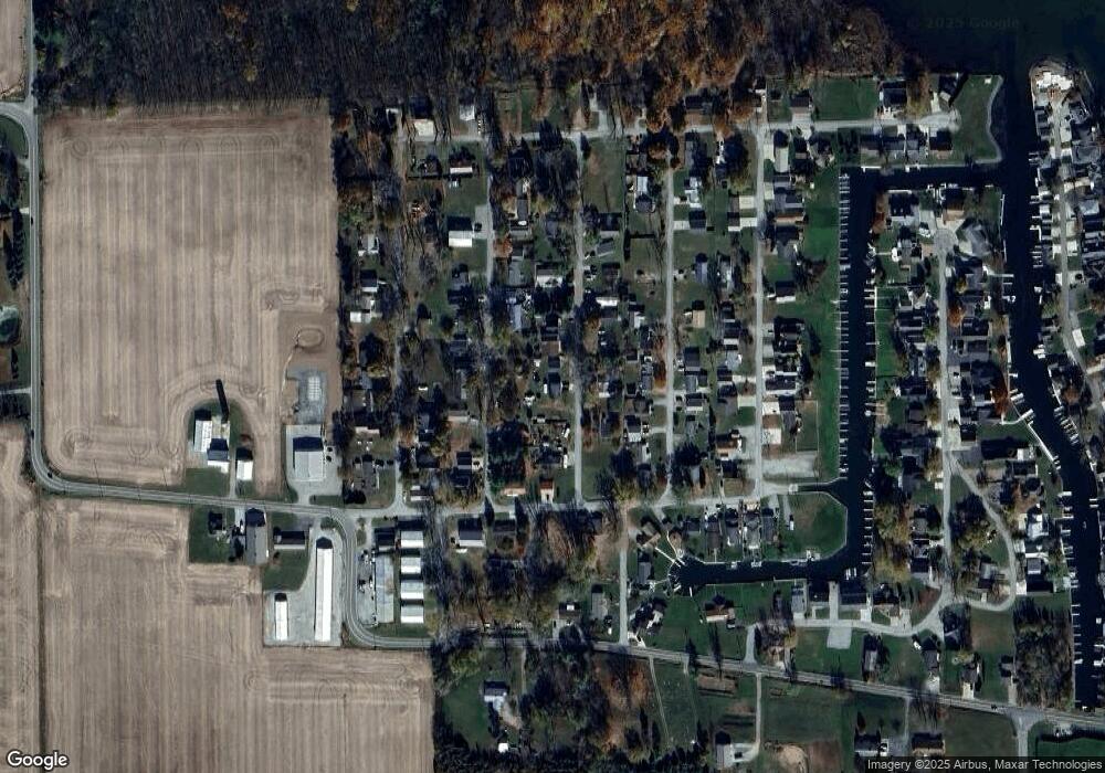 9851 N Avenue 4th of July, Syracuse, IN 46567 - photo 1