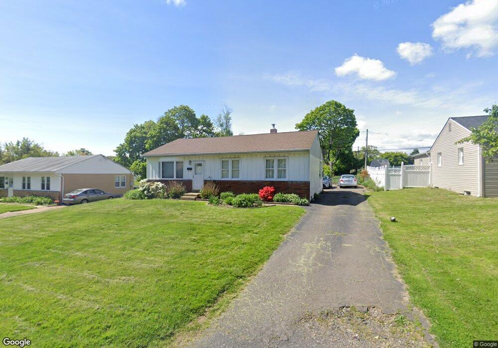 225 Woodbine Ave, Feasterville Trevose, PA 19053 - photo 1