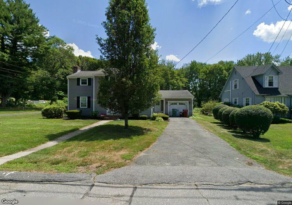 27 Glenellyn Rd, Lowell, MA 01852 - photo 1