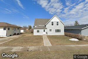540 Pleasant St, Harvey, ND 58341