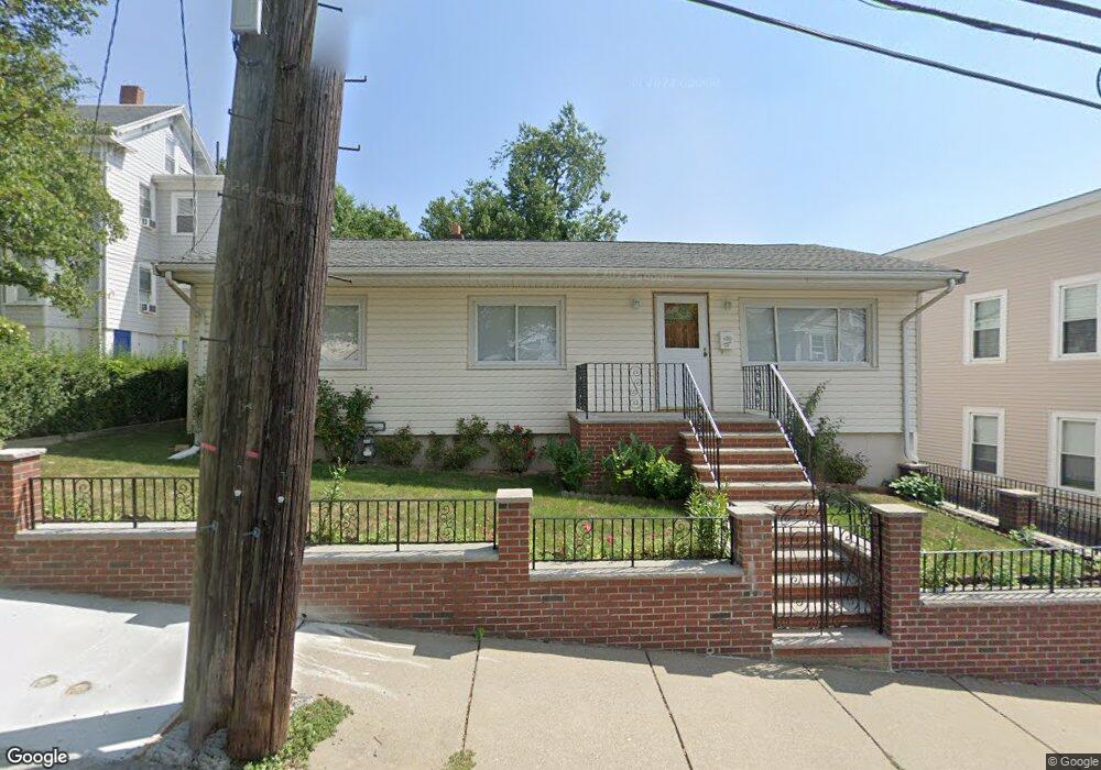 110 Glen St unit 5, Somerville, MA 02145 - photo 1