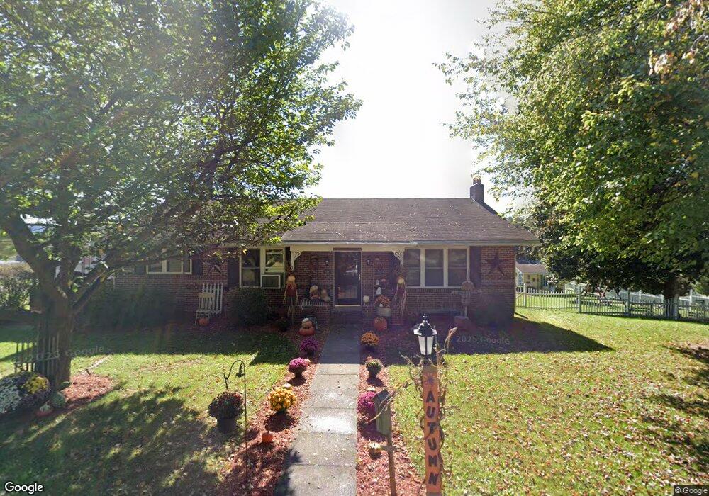 121 W High St, New Bloomfield, PA 17068 - photo 1