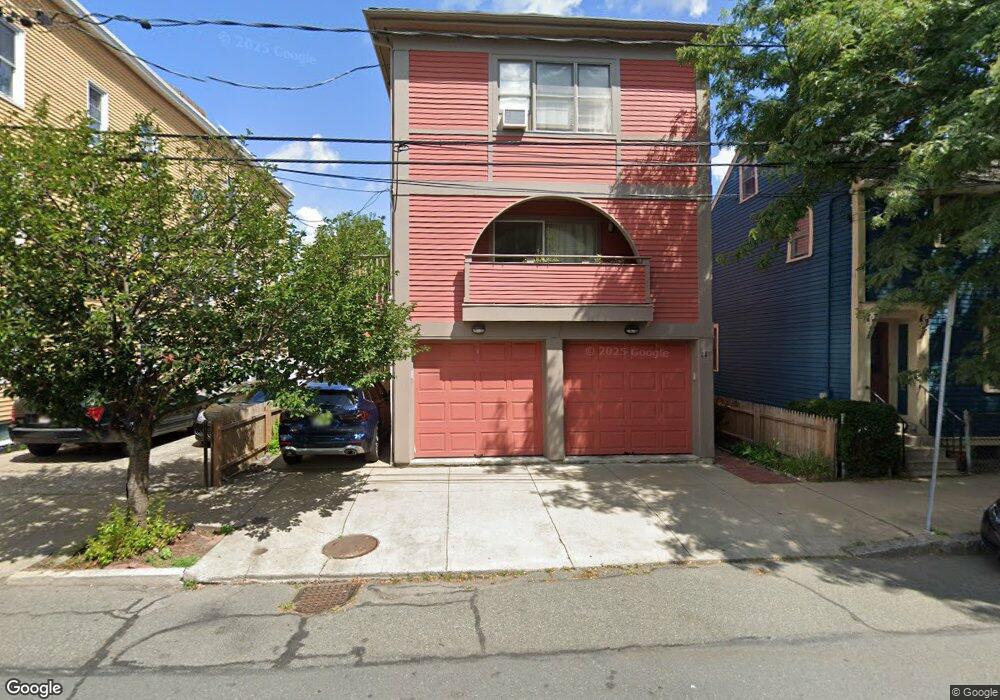 221 Charles St unit 1,1, Cambridge, MA 02141 - photo 1