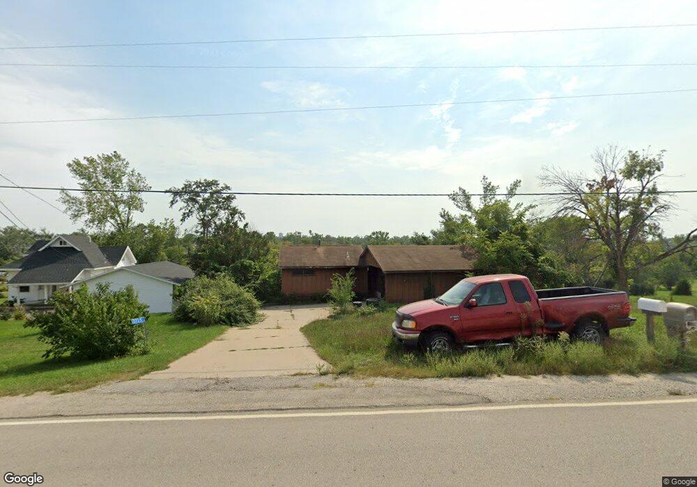 3725 Rogers Rd NW, Cedar Rapids, IA 52405 - photo 1