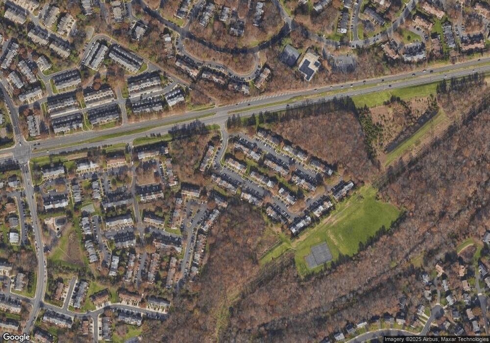 13870 Laura Ratcliff Ct, Centreville, VA 20121 - photo 1